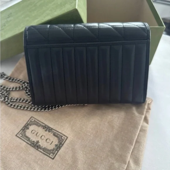 Gucci Black Quilted Leather Wallet - Picture 4 of 6